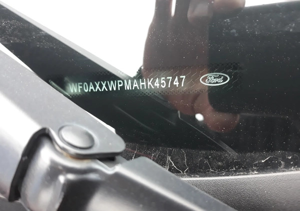 Ford Kuga cena 78000 przebieg: 99750, rok produkcji 2017 z Katowice małe 497